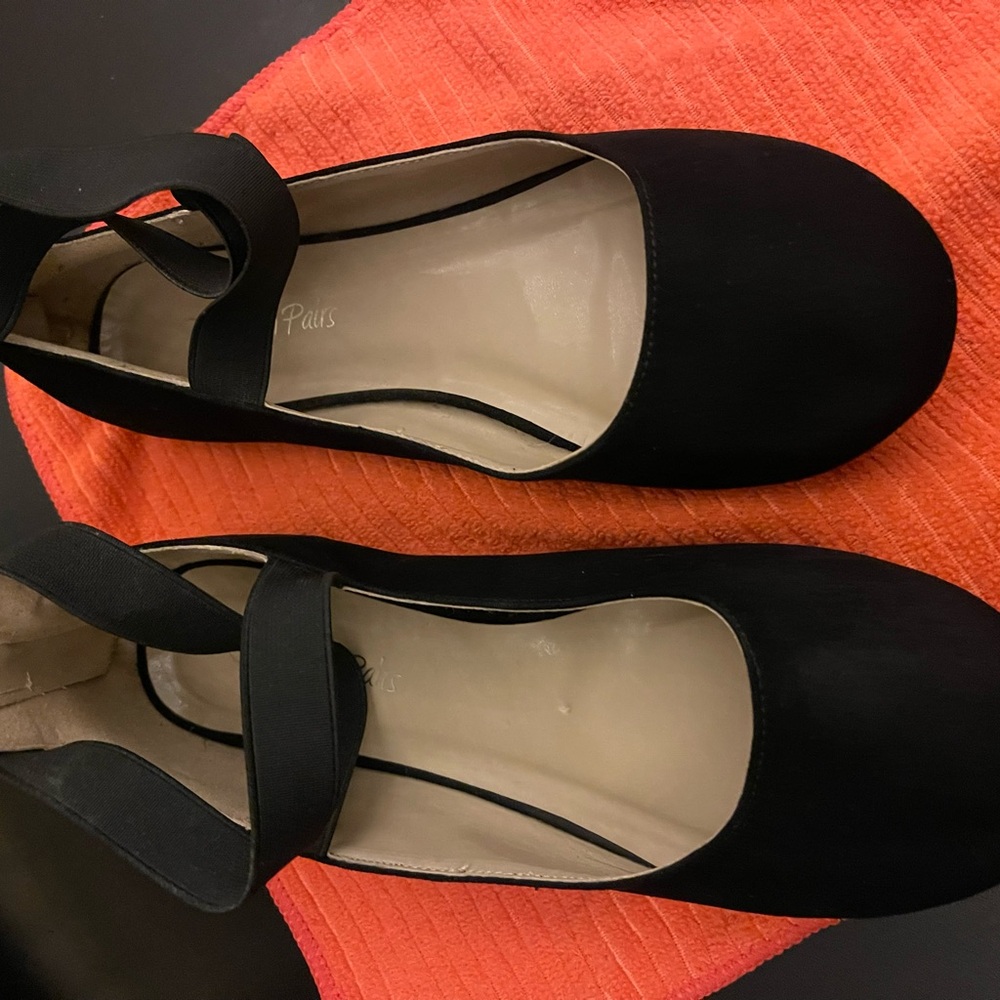 Black flats
